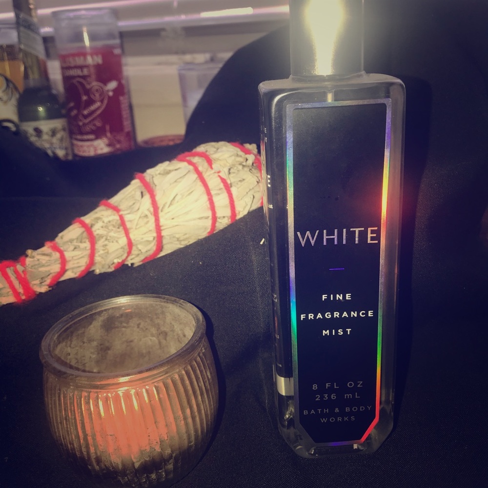 Bath & Body Works “WHITE” 8oz Body Spray